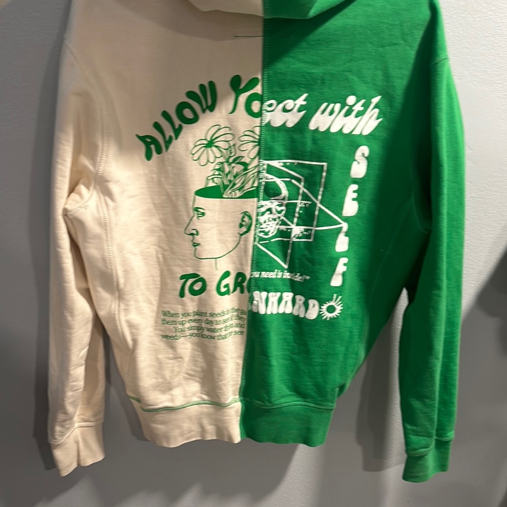 CHNGE men’s zip-up